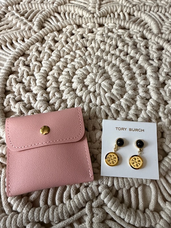 Tory Burch Jewelry - Tory Burch Gold and Black Logo Drop Earrings with Pink Pouch